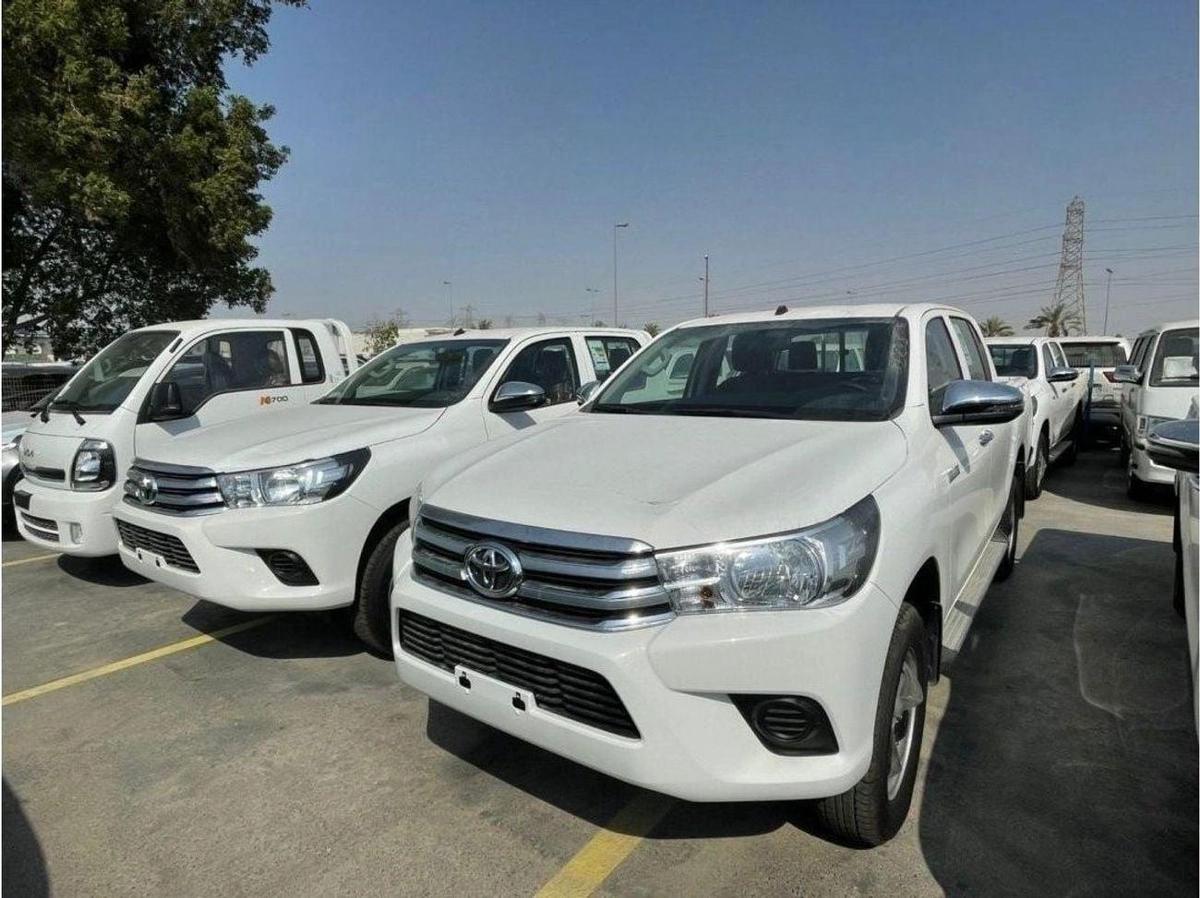 Toyota Hilux 2024 Toyota HILUX GL (SR5), 4dr Double Cab Utility, 2.7L 4cyl Petrol, Manual, Four Wheel Drive-4-4