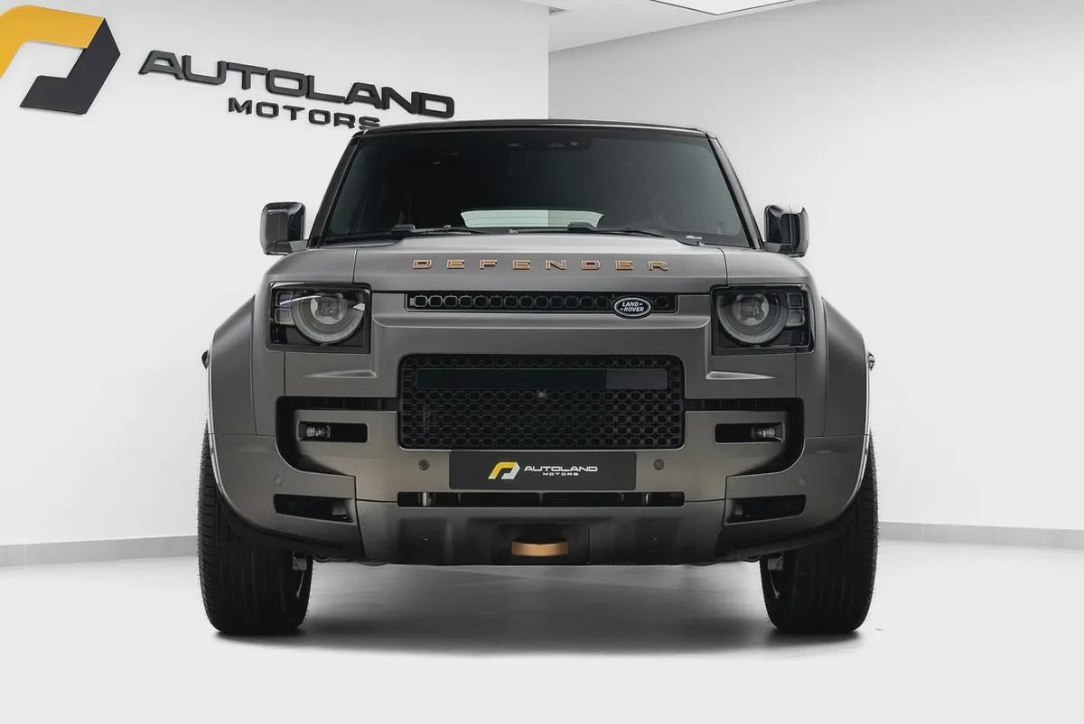 2025 LAND ROVER DEFENDER P635 OCTA | GCC 5 YEARS WARRANTY | 635 HP | HIGH SPEC |-2-2