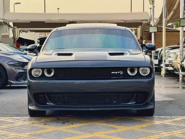 دودچ تشالينچر RT V8 5.7L HEMI موديل 2018 وارد فل اوبشن بحاله ممتازه