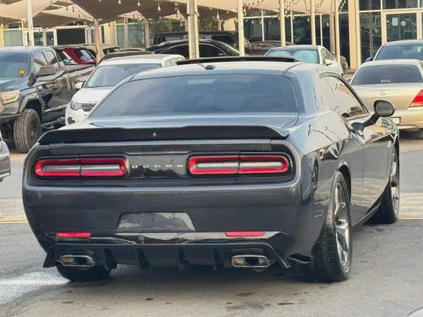 دودچ تشالينچر RT V8 5.7L HEMI موديل 2018 وارد فل اوبشن بحاله ممتازه