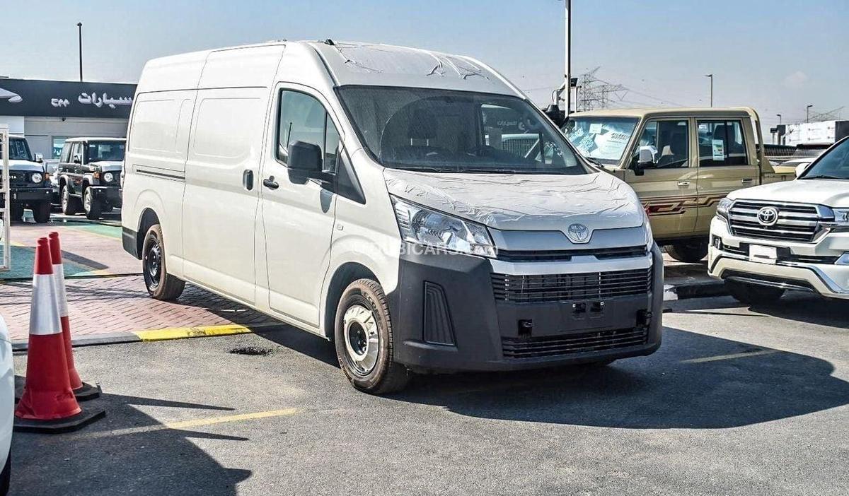 Toyota Hiace Cargo Van-0-0