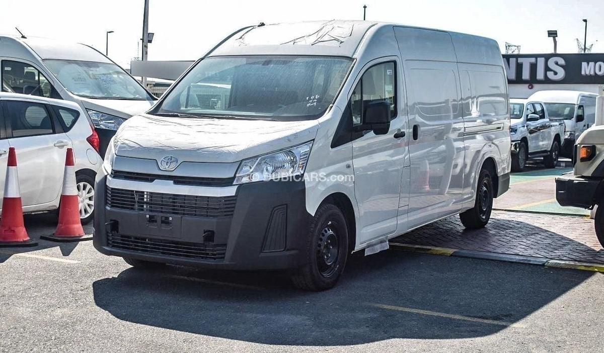 Toyota Hiace Cargo Van-2-2