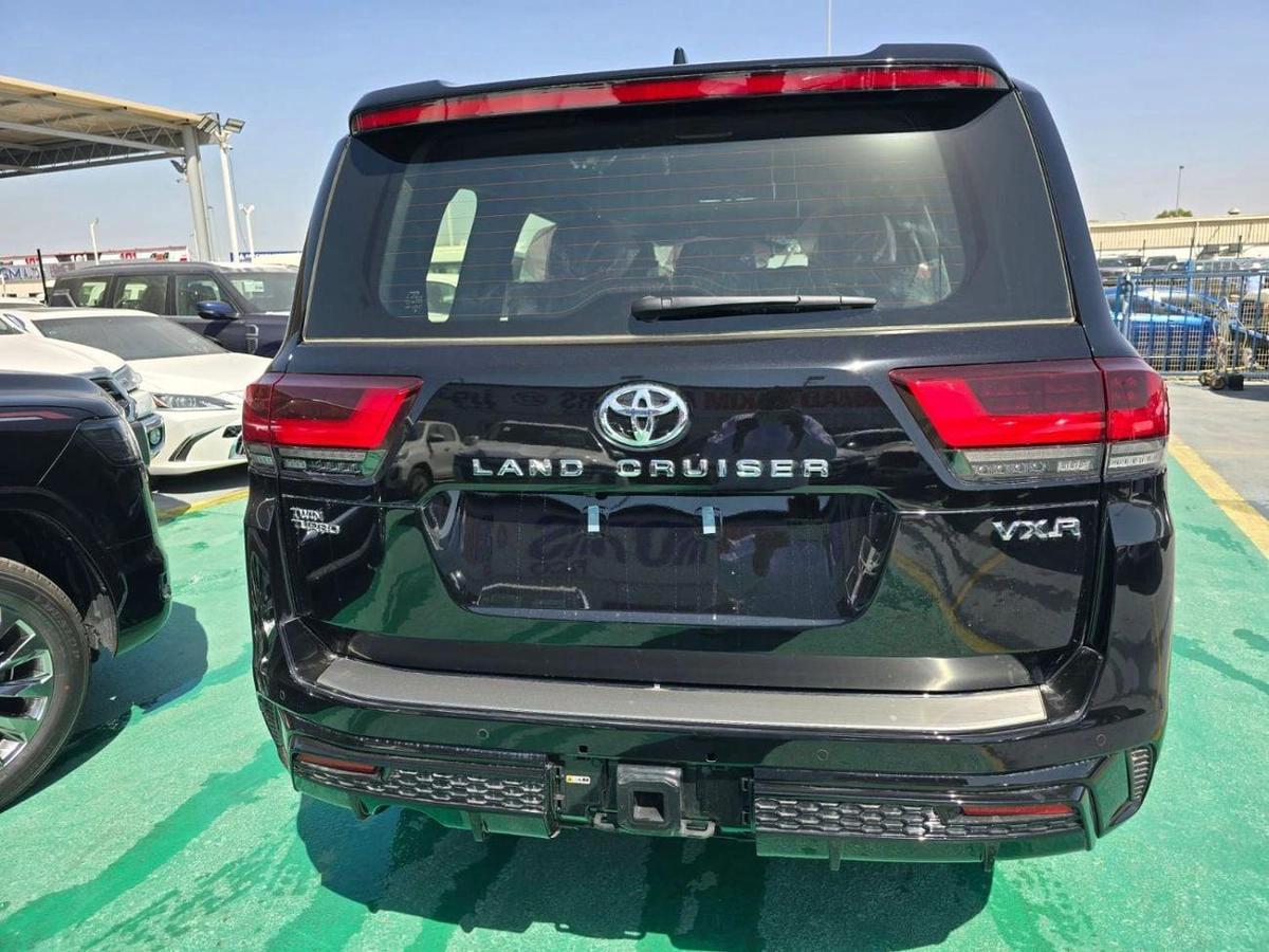 Toyota Land Cruiser Toyota Land Cruiser VXR 3.5 2026 - Black Color-7-7