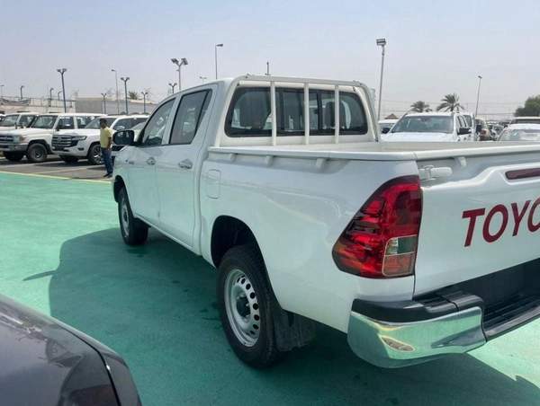 Toyota Hilux New 2025 Toyota Hilux 2.7L Petrol Manual 4x4 Zero KM