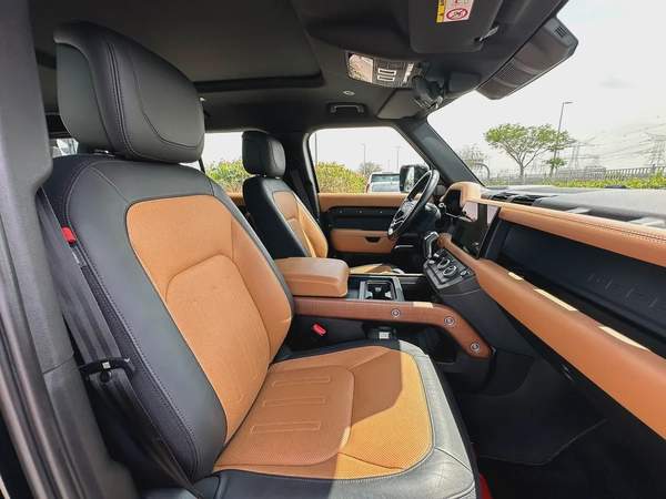 Land Rover Defender X P400 2023 GCC