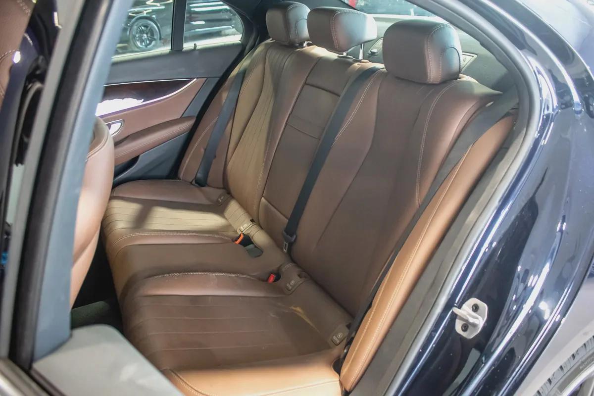 Mercedes-Benz E350 4matic 2023 | LOW MILEAGE | Perfect Condition-14-14