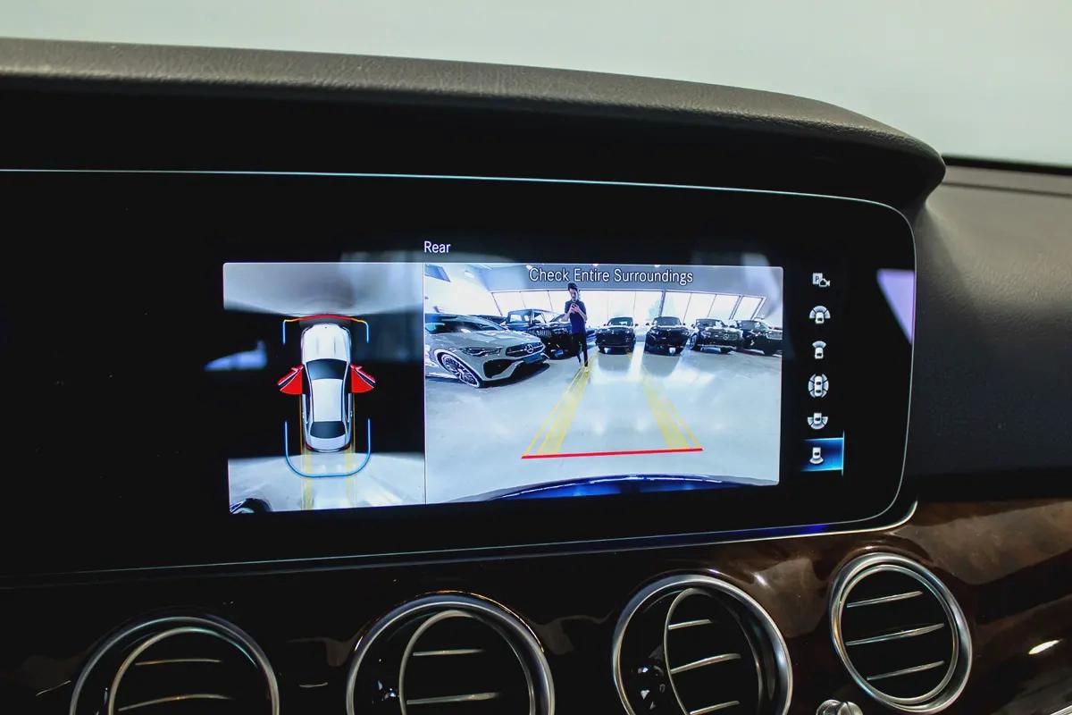 Mercedes-Benz E350 4matic 2023 | LOW MILEAGE | Perfect Condition-16-16