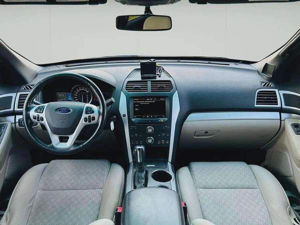 FORD EXPLORER XLT - 2012 - CLEAN CAR FRESH JAPAN IMPORT