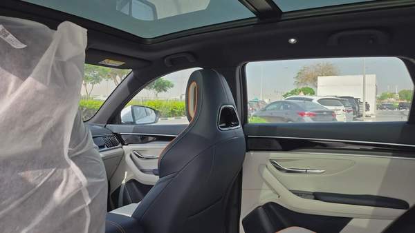 BYD SONG PLUS Design PHEV (White)