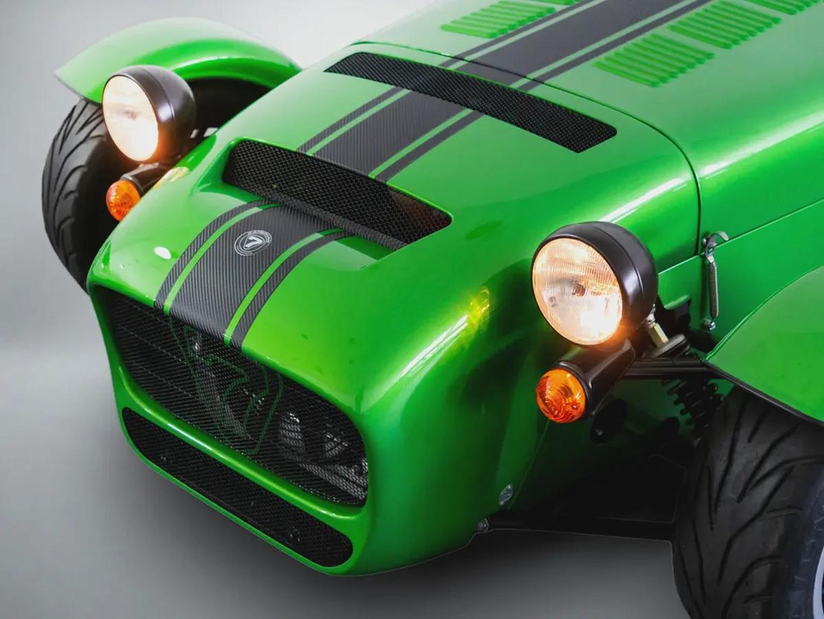Cash: 249,000 AED | Caterham 340R / Bespoke High Option Order / Caterham Warranty-18-18