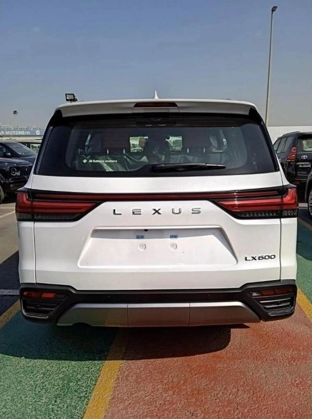 Lexus LX600 LEXUS LX 600 SIGNATURE-- 7 SEATER-8-8