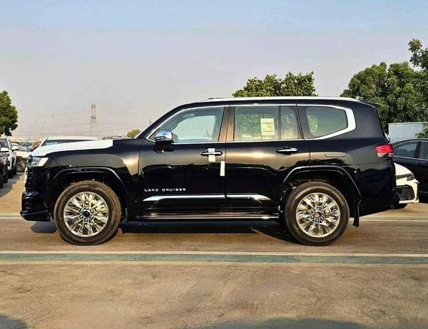 Toyota Land Cruiser VXR | 3.3L V6 DIESEL | 360* CAMERA WIH HEADUP DISPLAY | JBL SPEAKERS | PWR