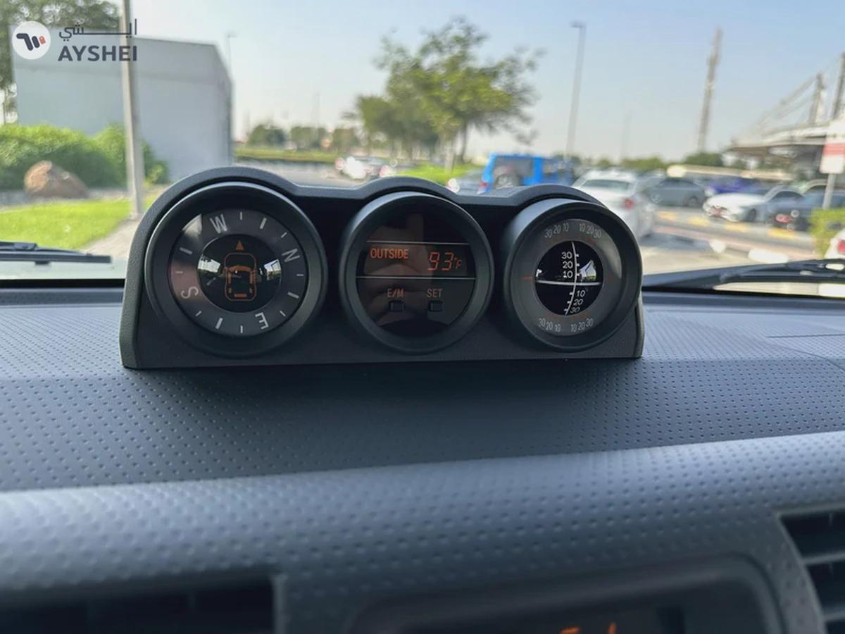 Toyota FJ Cruiser final Edition 06/1000 GCC Al futtaim-5-5