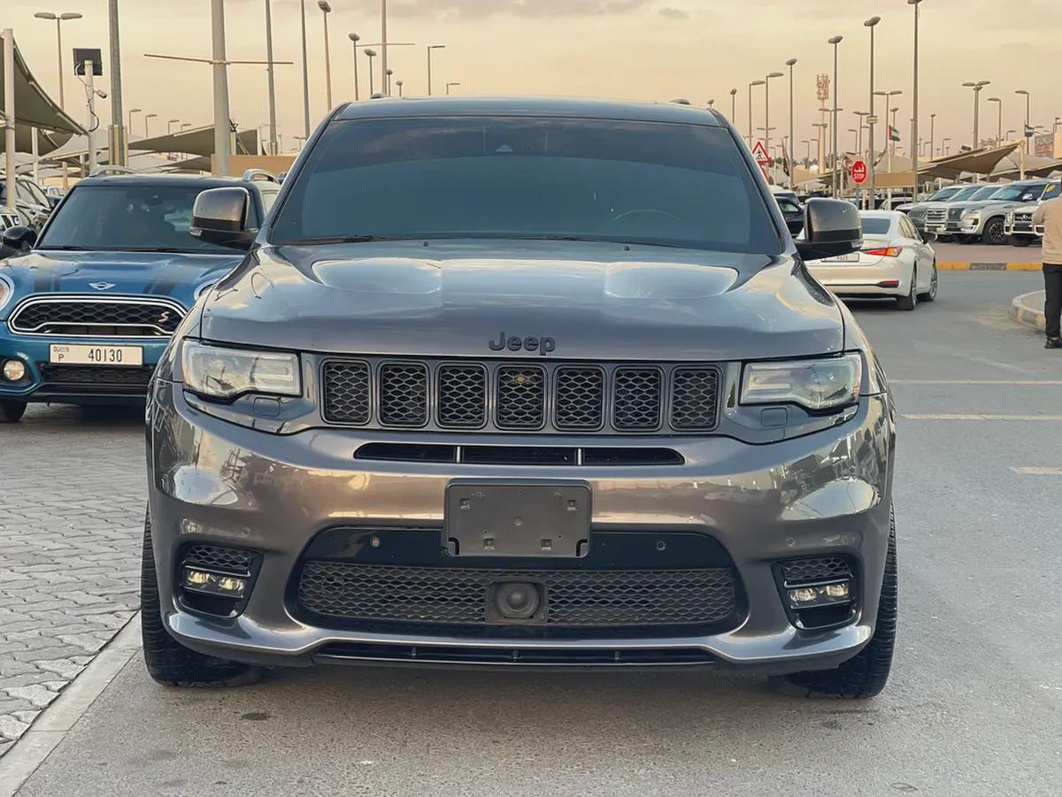 جيب شروكي SRT2019 Jeep Cherokee Sport - American Specs - Excellent Condition-0-0