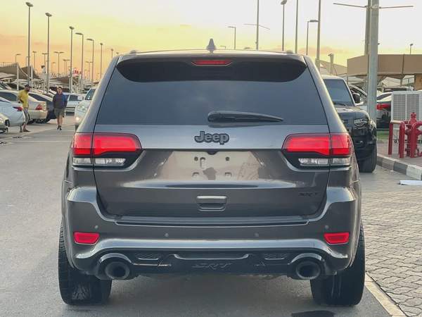جيب شروكي SRT2019 Jeep Cherokee Sport - American Specs - Excellent Condition