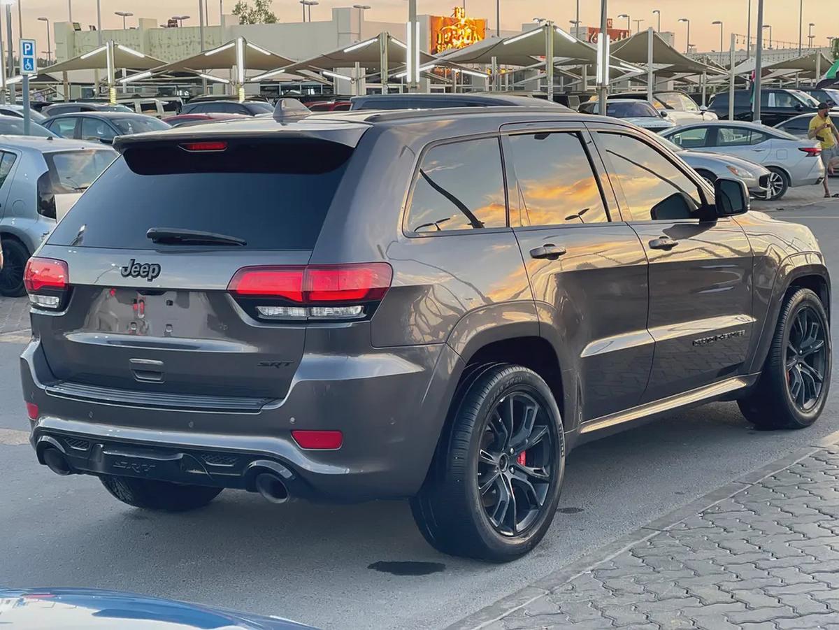 جيب شروكي SRT2019 Jeep Cherokee Sport - American Specs - Excellent Condition-6-6