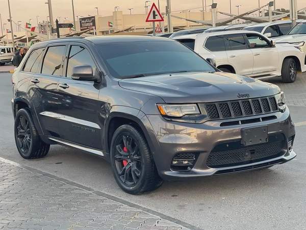 جيب شروكي SRT2019 Jeep Cherokee Sport - American Specs - Excellent Condition