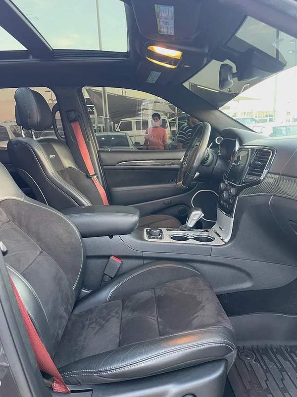 جيب شروكي SRT2019 Jeep Cherokee Sport - American Specs - Excellent Condition