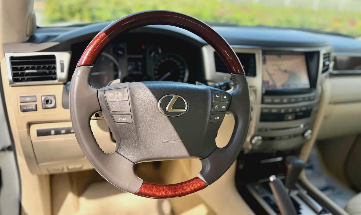 2013 Lexus LX570 | G.C.C Spec | First Owner-11-11