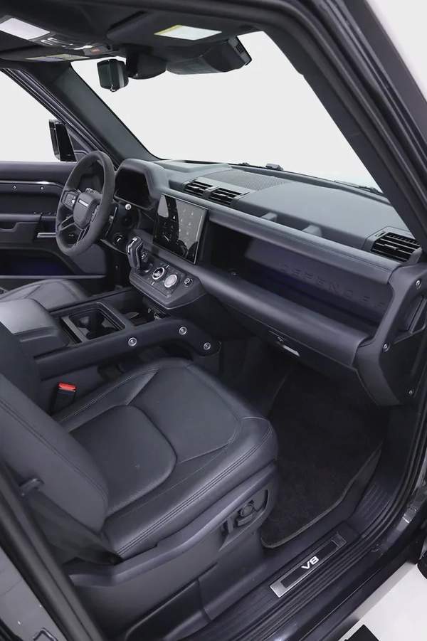 DEFENDER 110 V8 EDITION P525 + FULL PPF + WARRANTY TILL 2028 WITH GE