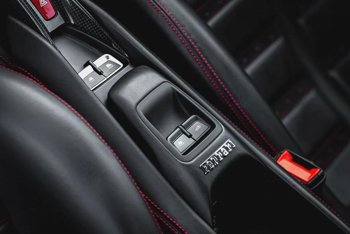 2023 Ferrari F8 Spider - European Specs - 21,000 kms-15-15