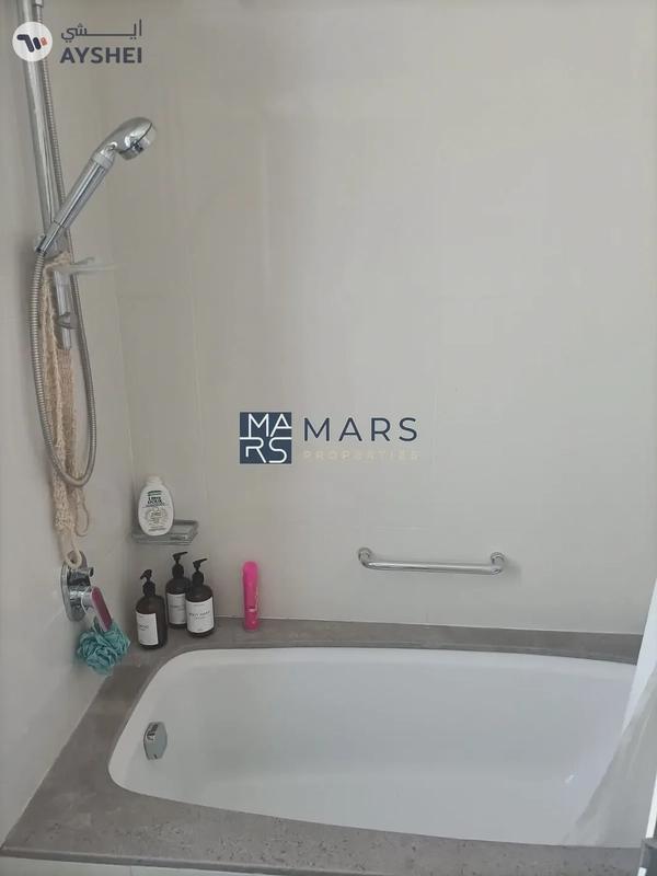 Corner Villa Ready To Move With Big Plot Size