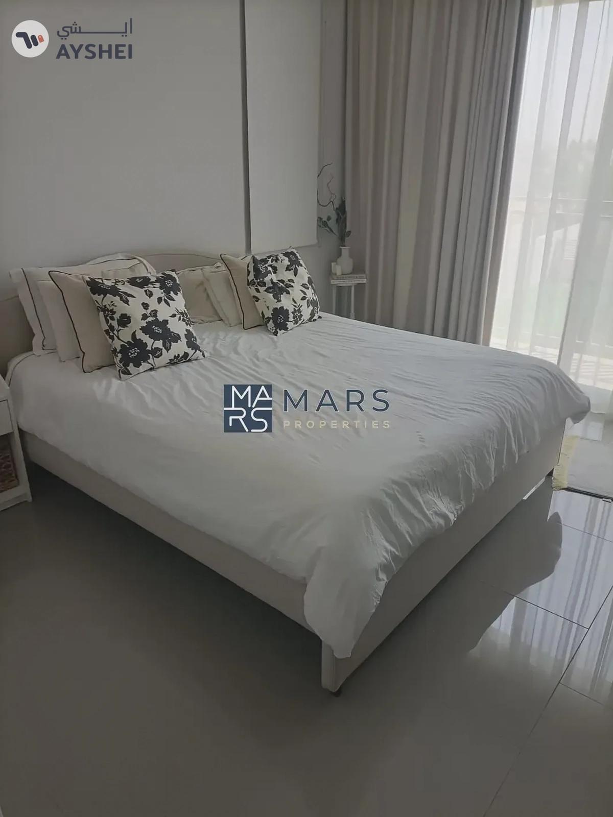 Corner Villa Ready To Move With Big Plot Size-13-13