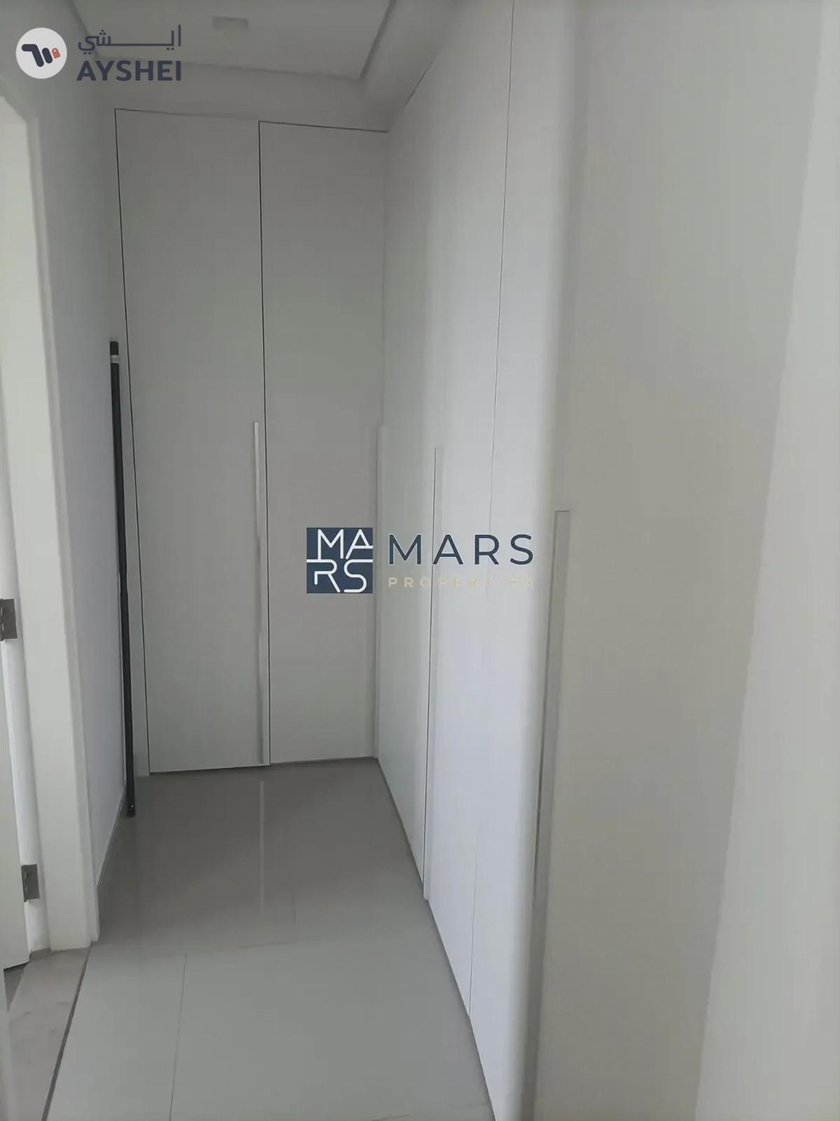 Corner Villa Ready To Move With Big Plot Size-3-3