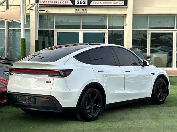 2025 Tesla Model Y Long Range | GCC Specs | Brand New