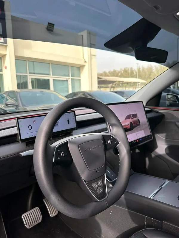2025 Tesla Model Y Long Range | GCC Specs | Brand New