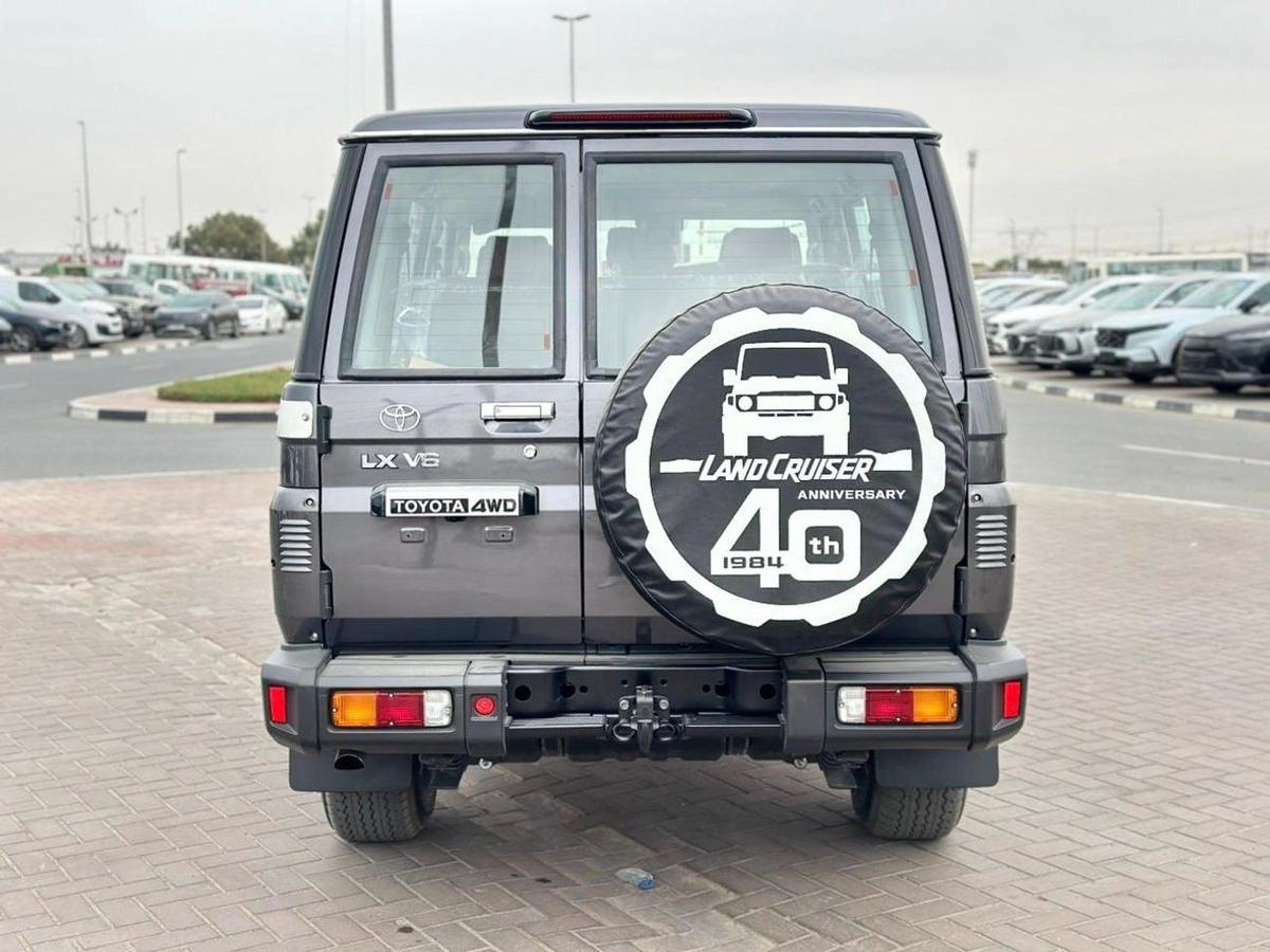 Toyota Land Cruiser 70 DX 4.0L A/T-11-11