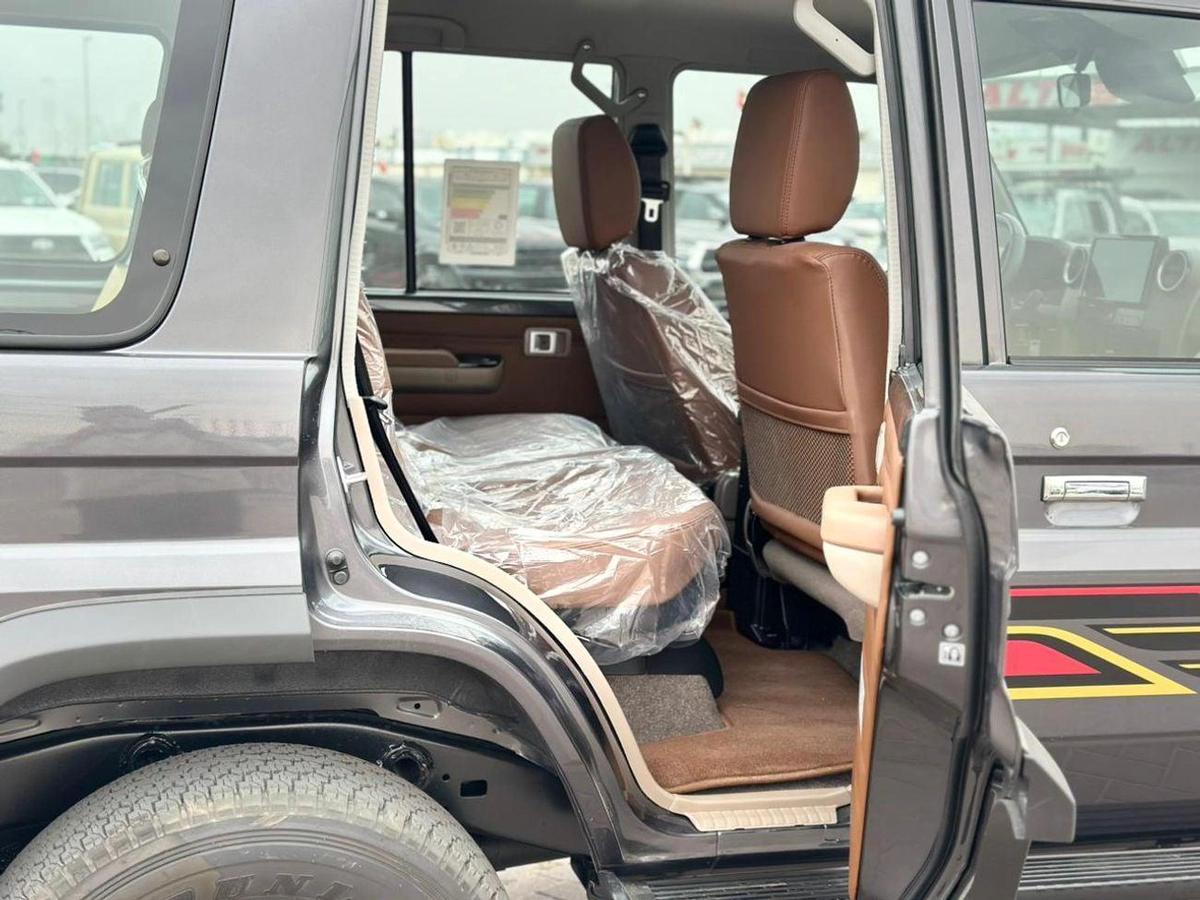 Toyota Land Cruiser 70 DX 4.0L A/T-12-12