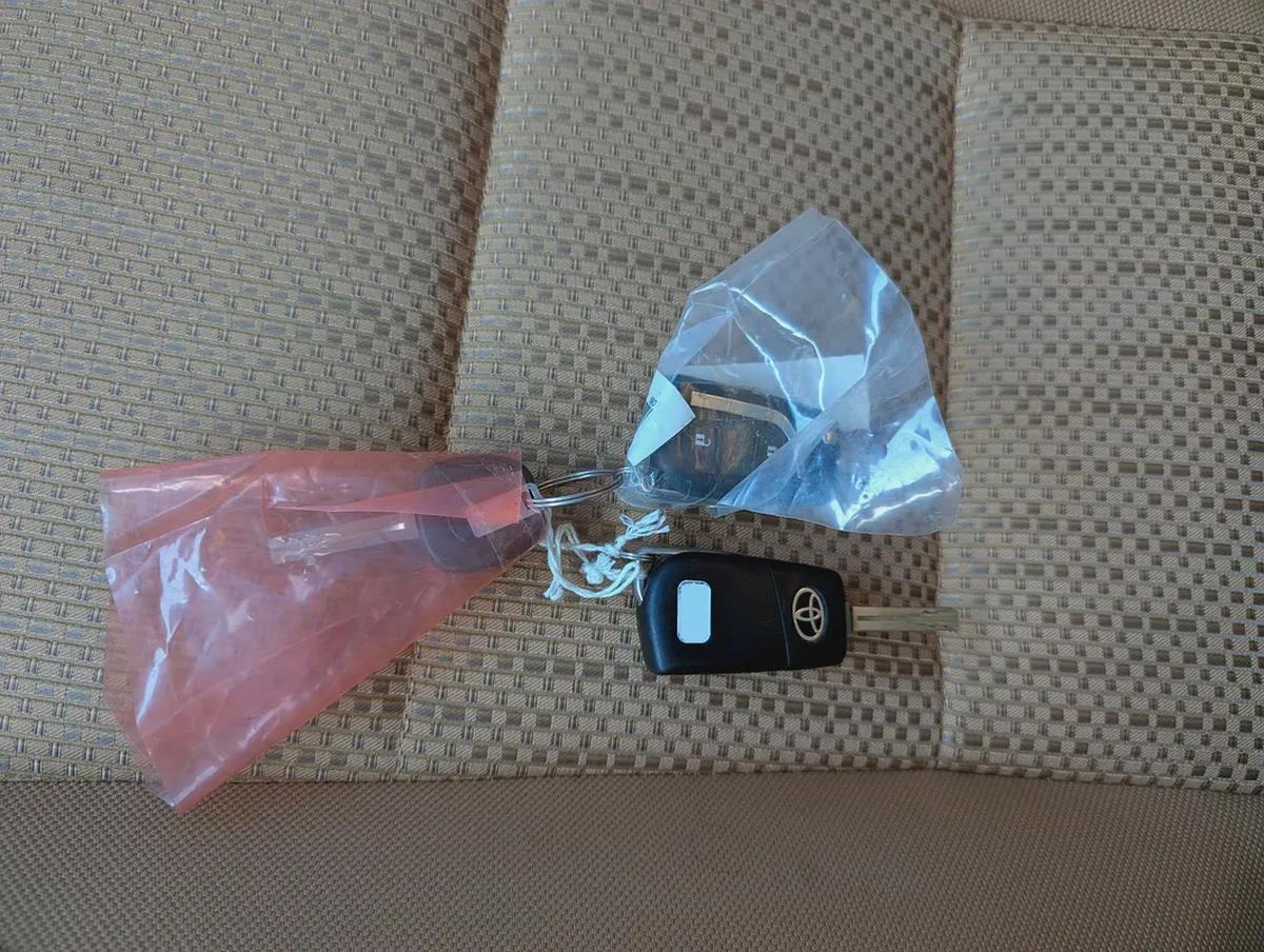 2023 Toyota Fortuner EXR - GCC Specs - Accident Free - Like New-3-3