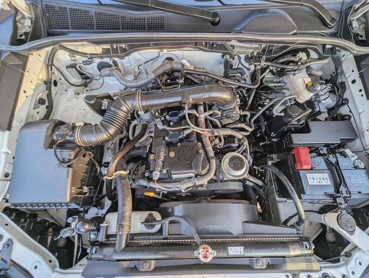 2023 Toyota Fortuner EXR - GCC Specs - Accident Free - Like New-13-13