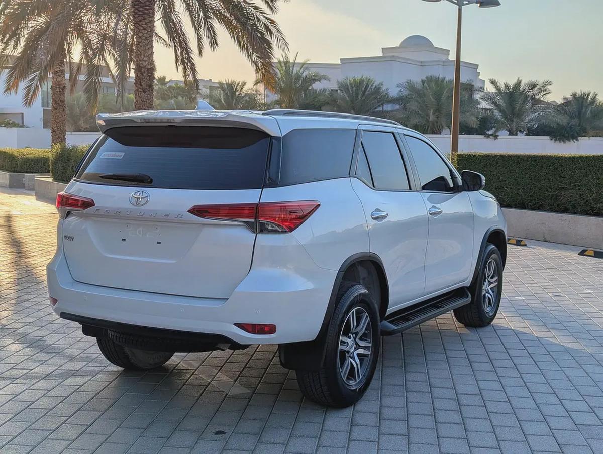 2023 Toyota Fortuner EXR - GCC Specs - Accident Free - Like New-14-14