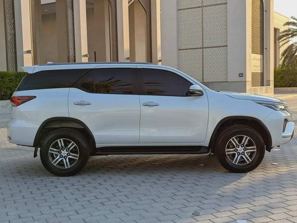 2023 Toyota Fortuner EXR - GCC Specs - Accident Free - Like New