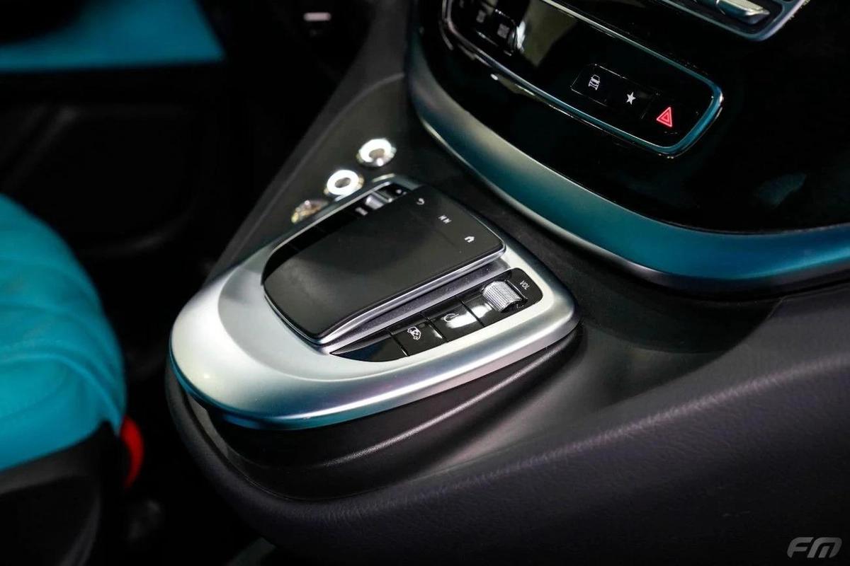 New Mercedes Benz V 250 2023-14-14
