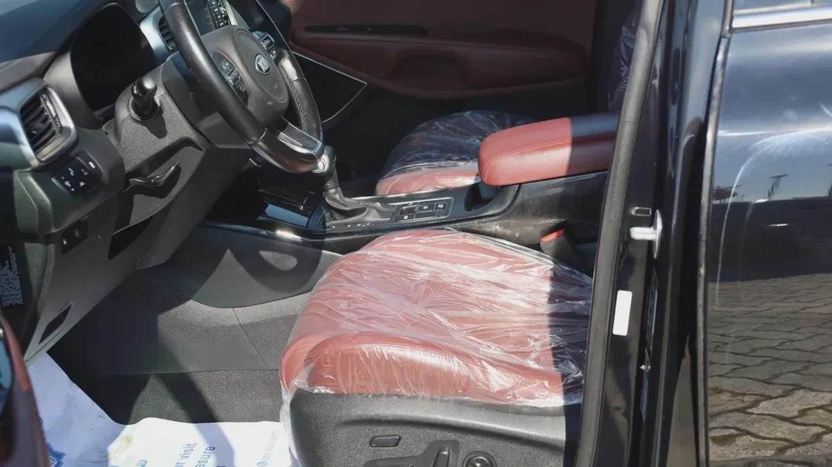 Used Kia Sorento 3.3L Full Option AWD 2017-3-3