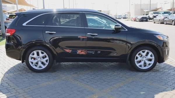 Used Kia Sorento 3.3L Full Option AWD 2017