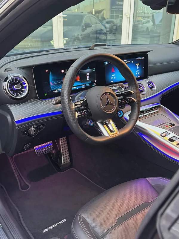 Mercedes Benz GT43 AMG 4MATIC plus 2024 Low mileage under warranty