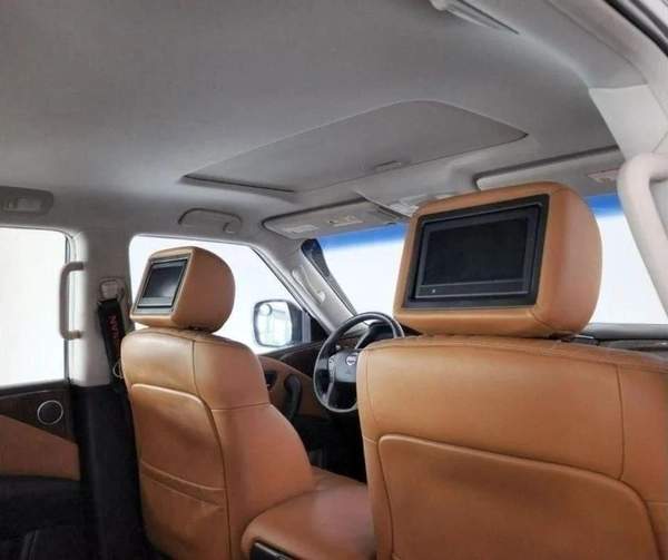 Nissan Patrol SE PLATINUM 5.6L-8CYL CUSTOMIZED - EXCELLENT CONDITION - AED 120,000