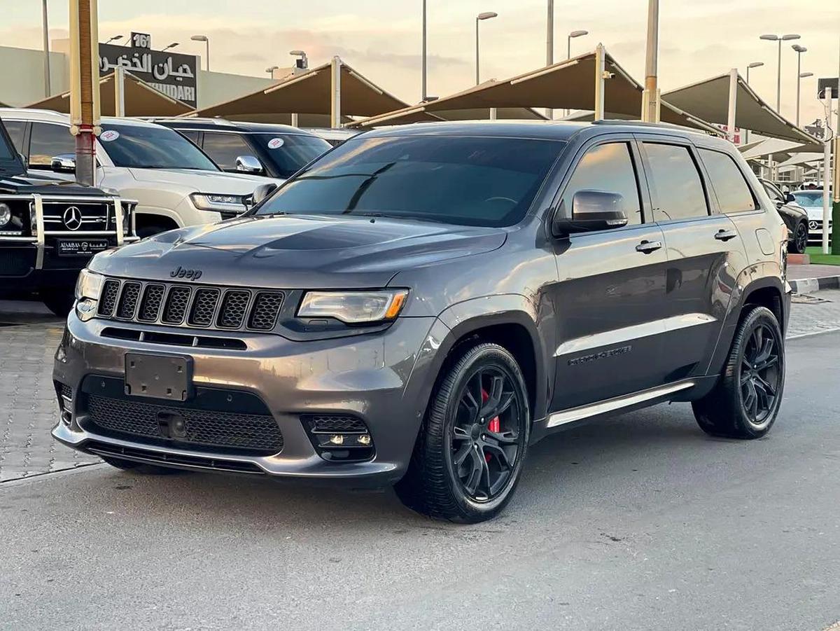 جيب شروكي SRT2019 Jeep Cherokee Sport - American Specs - Excellent Condition-0-0