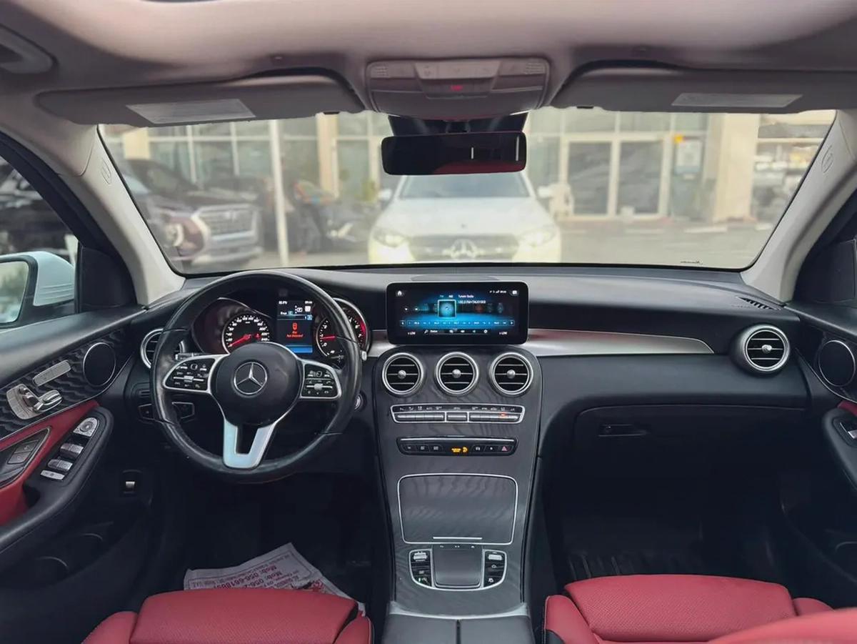 Mercedes-Benz GLC 300 4MATIC 2022 -/Other Specs-11-11