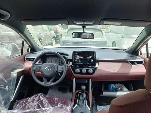 Toyota Corolla Cross 2026 TOYOTA COROLLA CROSS 1.8L Petrol Basic Option Automatic Zero KM