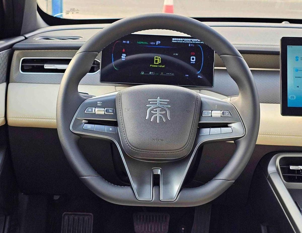 BYD QIN PLUS DMI 55 KM PLUG IN HYBRID / 1.5L PETROL V4 / DVD+CAMERA (CODE # QINPDMI)-12-12