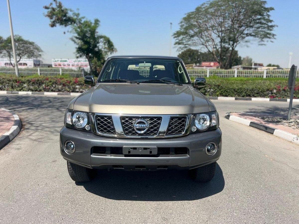 Nissan Patrol Super Safari-1-1