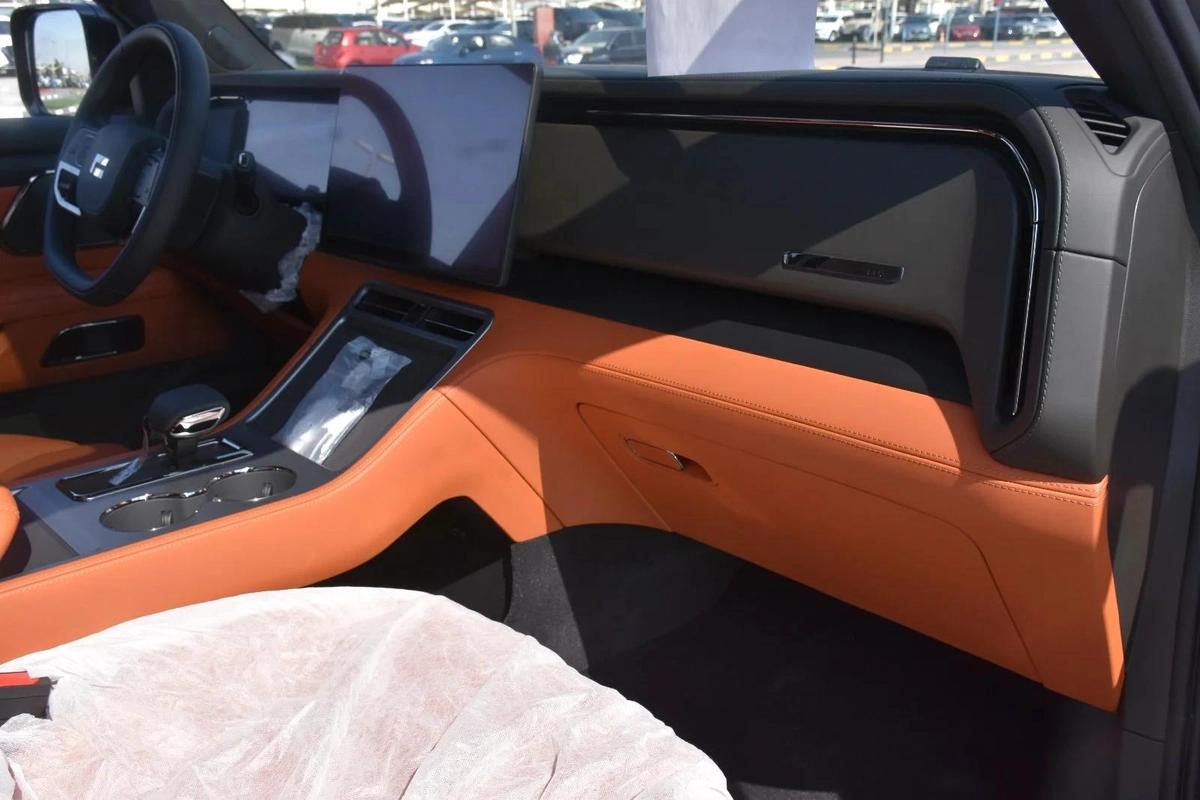 ROX 01 SEVEN SEATS 2026 | GREY-7-7