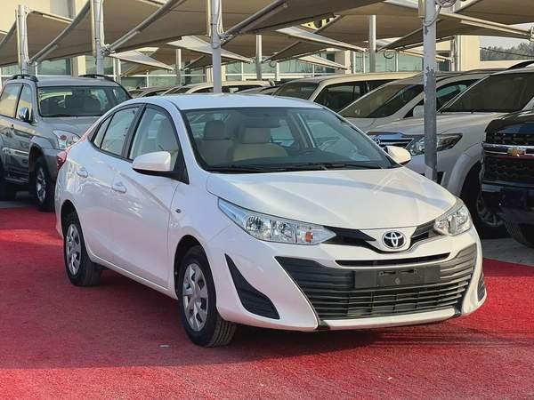 2018 | Toyota Yaris | SE | GCC Ref#964
