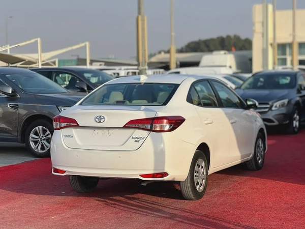 2018 | Toyota Yaris | SE | GCC Ref#964