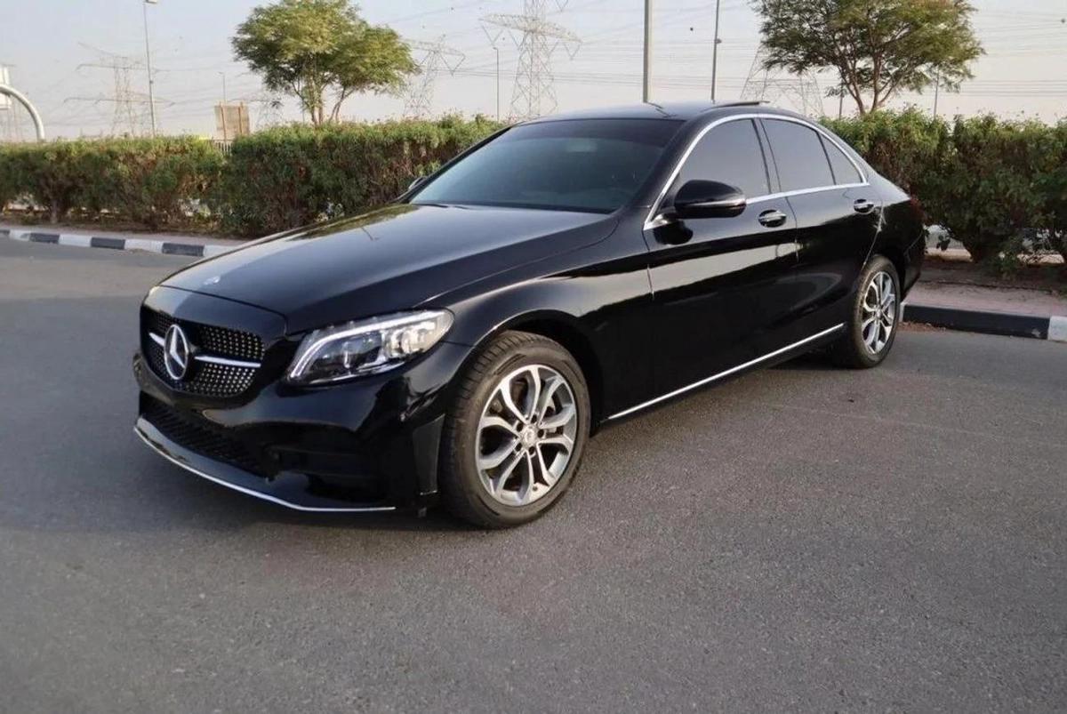 Mercedes Benz C300-0-0